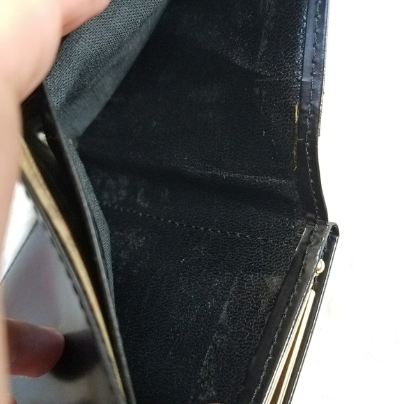 Authentic Burberry Leather Small Wallet - Picture 12 of 13